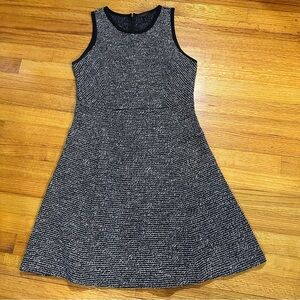 J. Crew Black & White Boucle Knit Sleeveless Dress Women's Size 6(d)4